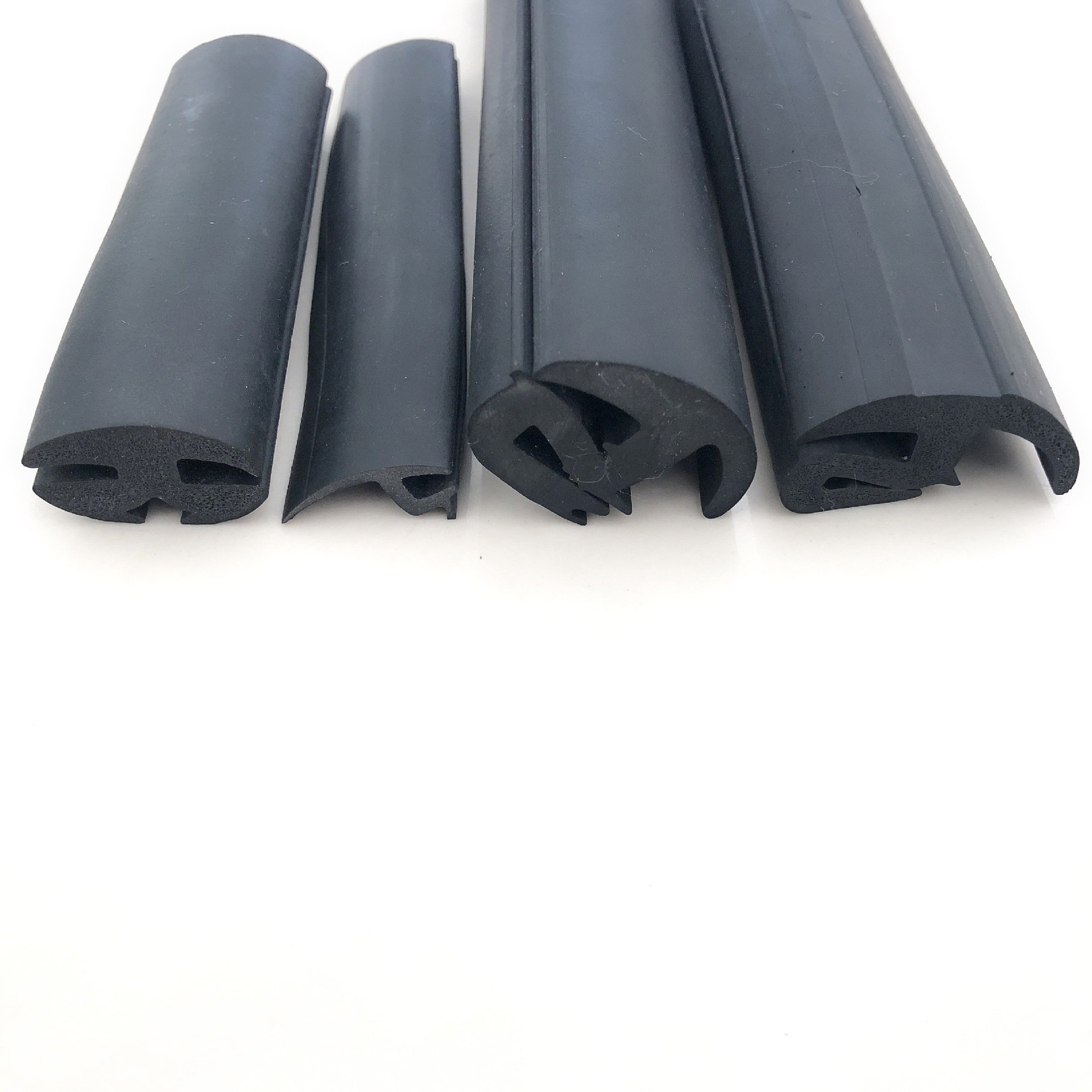 Epdm Solid Material Automotive Rubber Seals Sunroof Sealing Strip