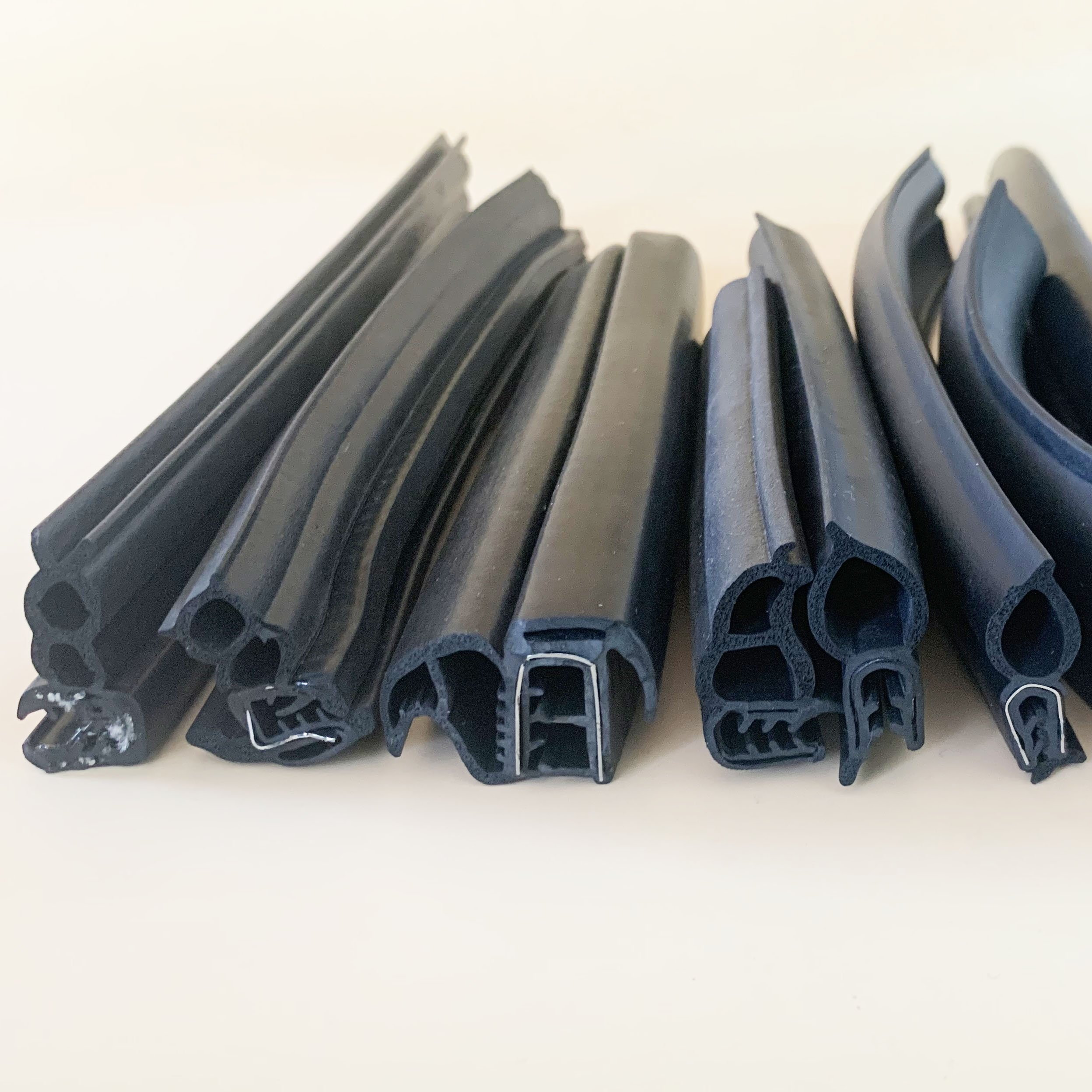 Protective EPDM Rubber Pinch Weld Car door rubber Weatherstrip
