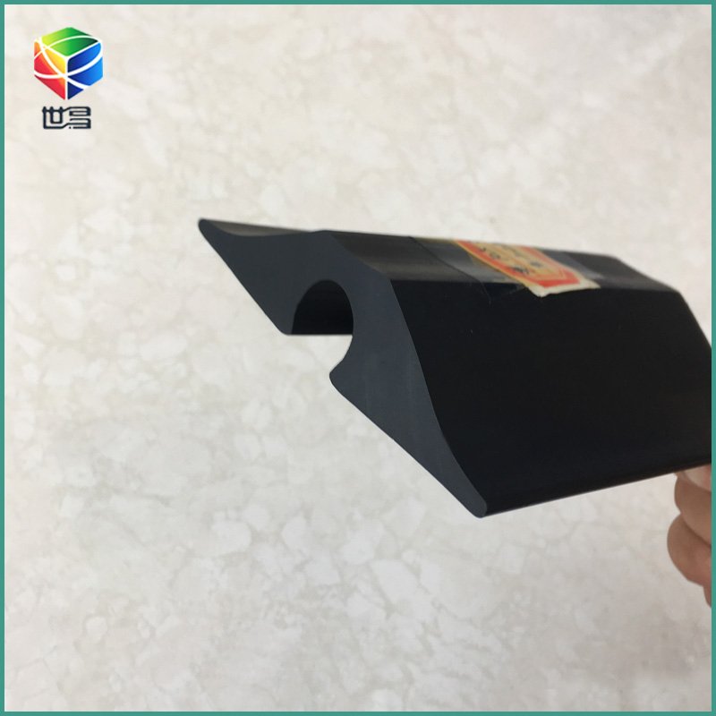 pvc Heavy duty cable cover Road Buffer Rubber Speed Bump For Car Parks & Roads