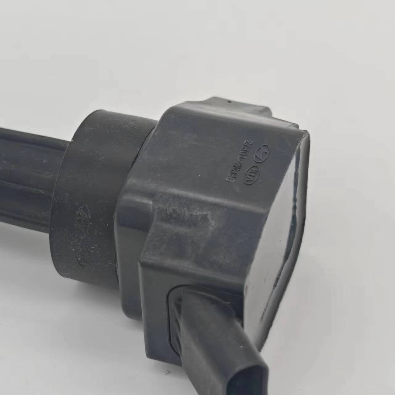 27301-23400 Auto Parts Engine 273012M320 27301 2M320 27301 2M320 Ignition Coils For Hyundai Kia 27301-04000 27301-3C100