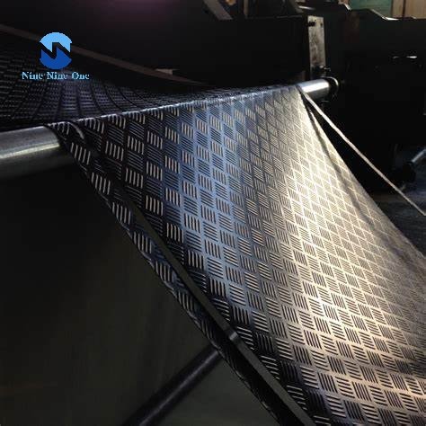 Rubber Sheet 2m width 3mm 5mm 6mm RIBBED PATTERNED RUBBER MAT