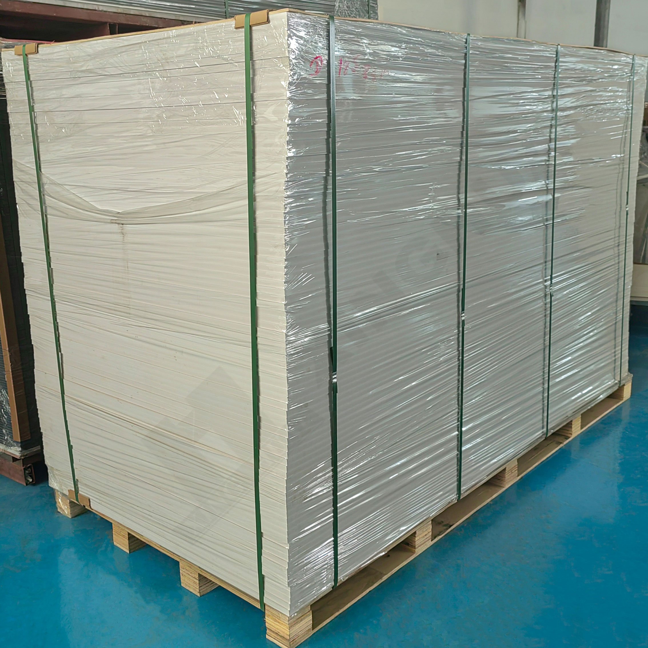 Fire Retardant Waterproof Construction Decoration Rigid Plastic Sheets coextruded pvc foam board