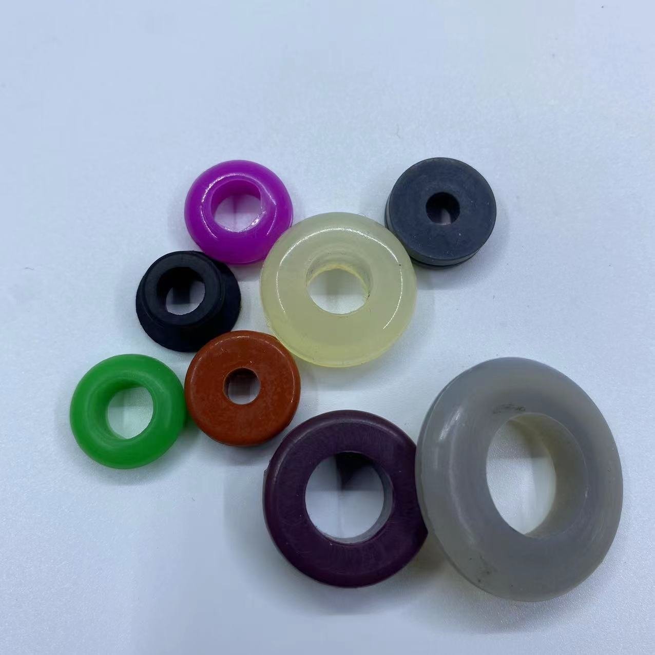 Manufacturing Professional Factory Custom rubber grommet for Automotive rubber auto rubber wire harness grommet
