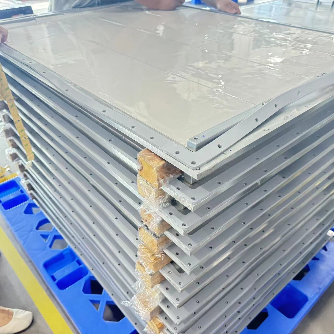 Durable Automotive Rubber Silicone Foam Sheet Light Pad With Flexible Anti-Static Properties Battery Insulation Cover And Seal