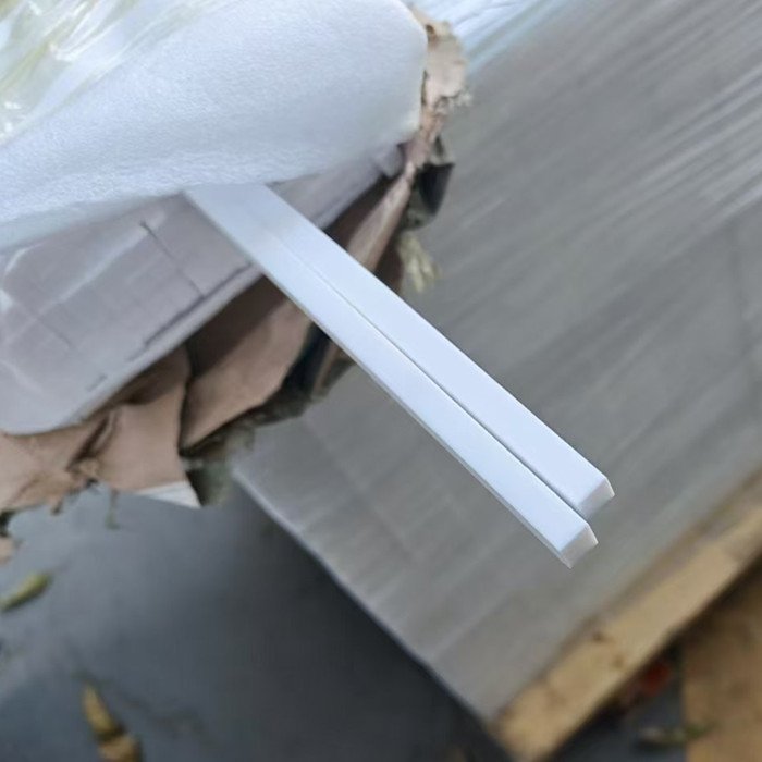 Fluoroplastic 100% Virgin Square Rods