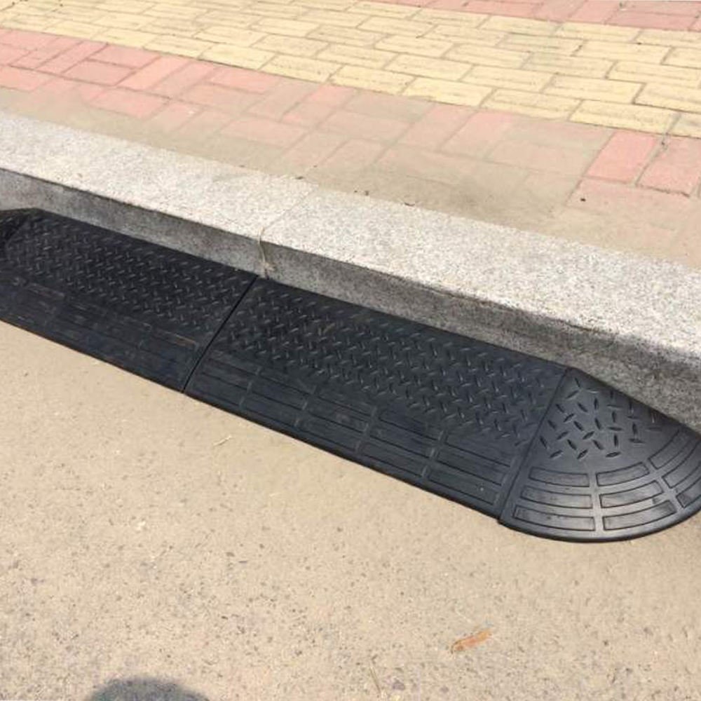 Heavy duty rubber road ramp car driveway curb ramp for rolled edge kerb