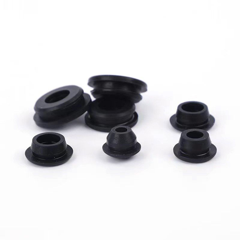 Custom Automotive High-Temperature Dotted Silicone Rubber Stopper Molding and Cut to Seal for Vents and Hoses