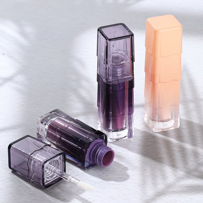CY827 3.5ml Empty Square lip gloss tube gradient purple thickened four layers with clear brush rod