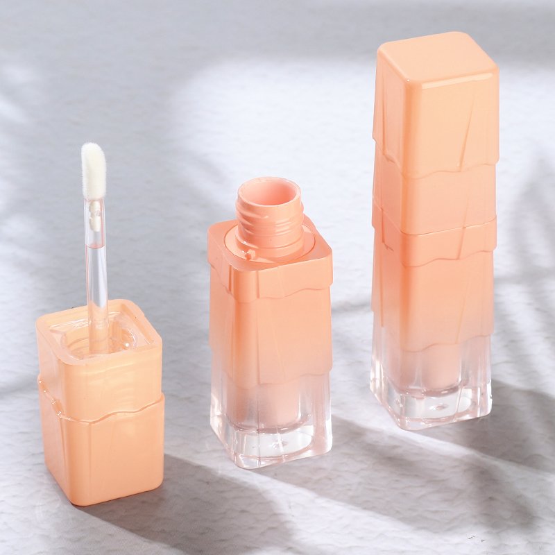 CY827 3.5ml Empty Square lip gloss tube gradient purple thickened four layers with clear brush rod