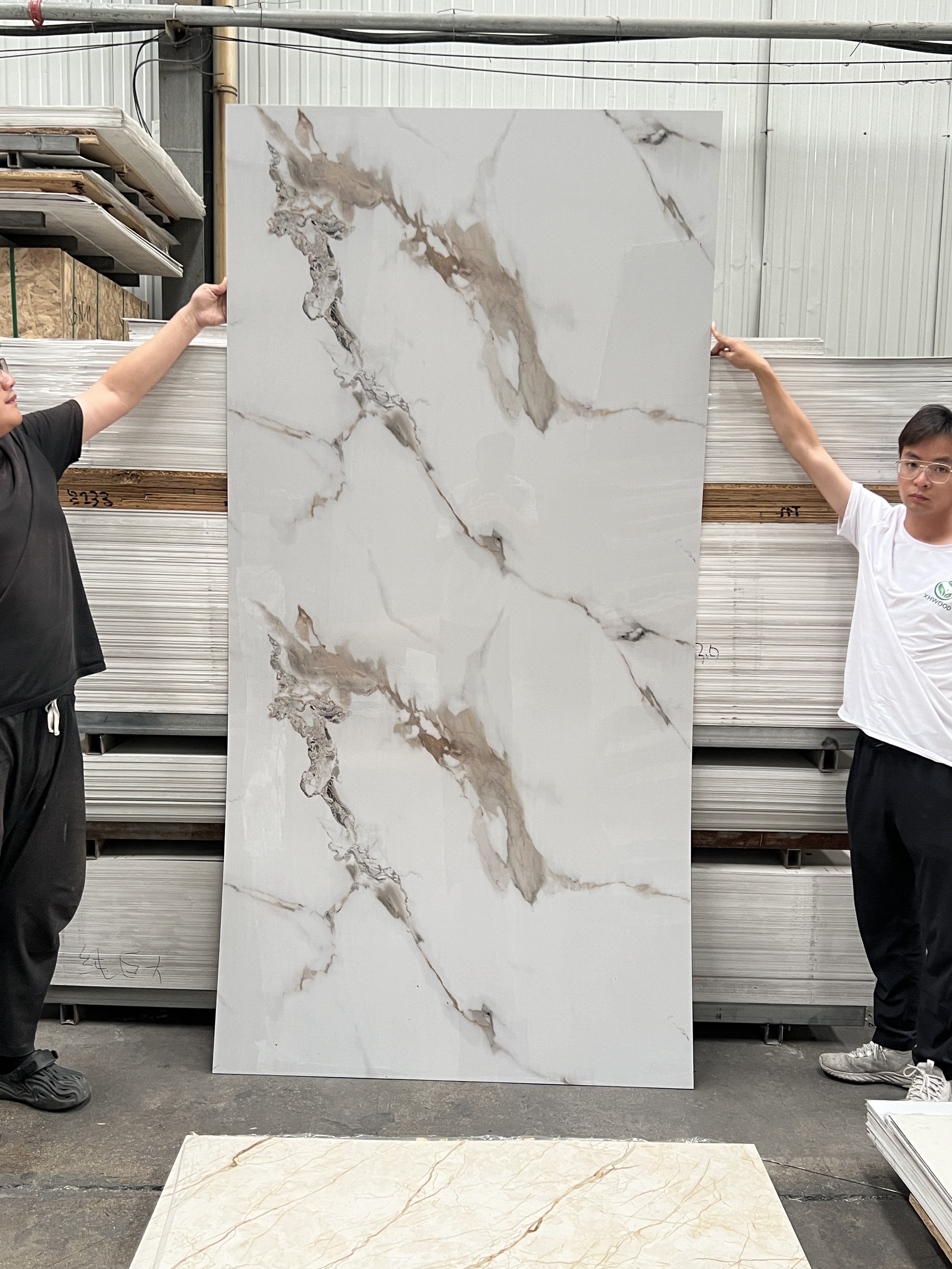 Modern High Glossy PVC Wall Panels Marble Look Eco-Friendly Soundproof Geometric Waterproof Hotel Living Room Use