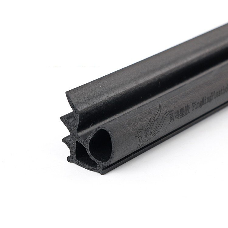 FM Hot Selling OEM Black EPDM TPE Rubber Sealing Strip Wear Resistant Rubber Strip for Automotive