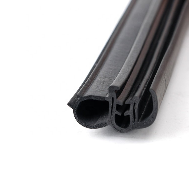 FM Hot Selling OEM Black EPDM TPE Rubber Sealing Strip Wear Resistant Rubber Strip for Automotive