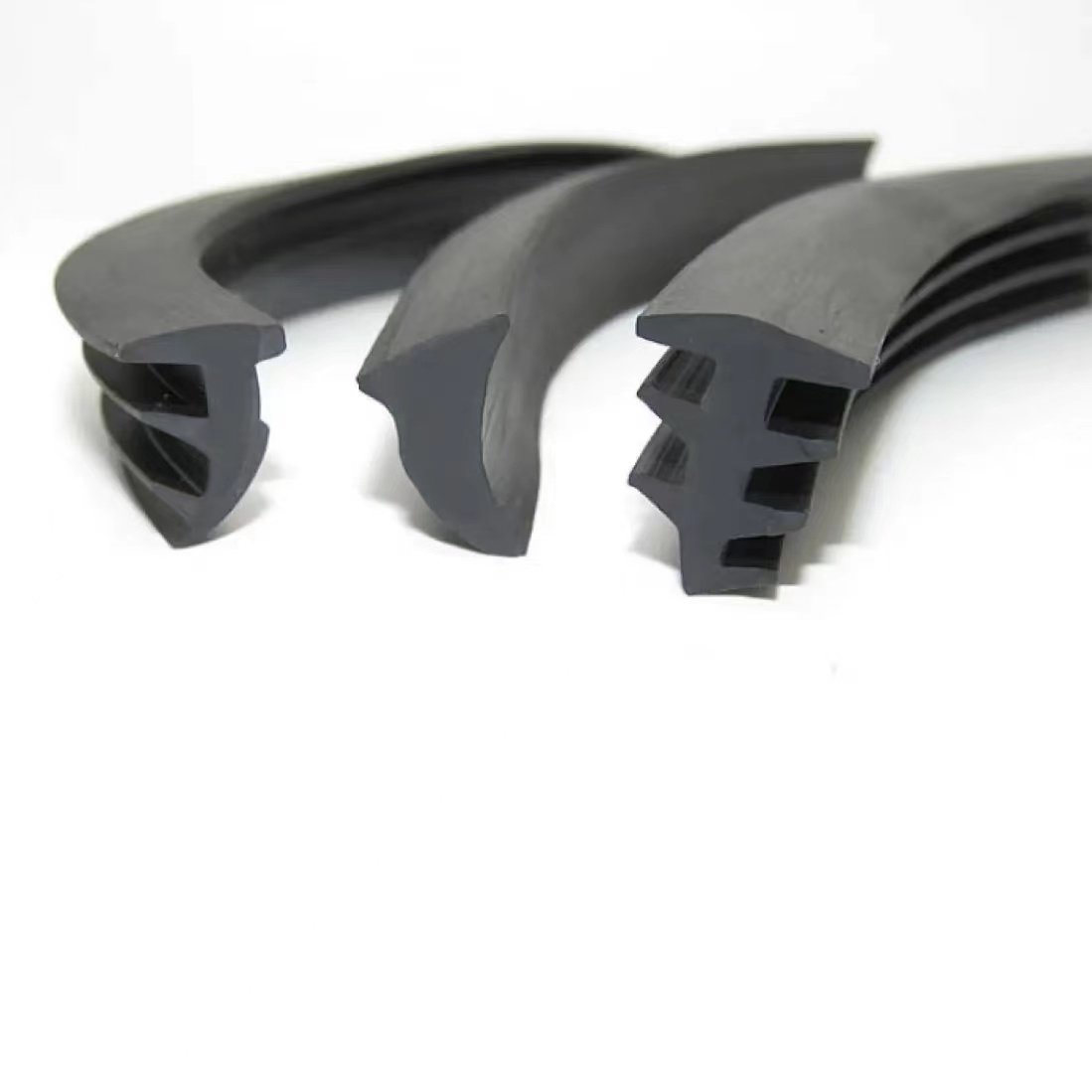 High Quality Materials Of Rubber Complete Broken Bridge Aluminum Window Sealing Strip Factory Low Price Door and window seal