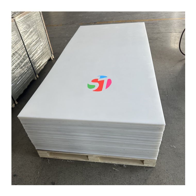 China-Made Thin UHMWPE Plastic Pipe with PP Material Sutures Processed by Cutting and Moulding