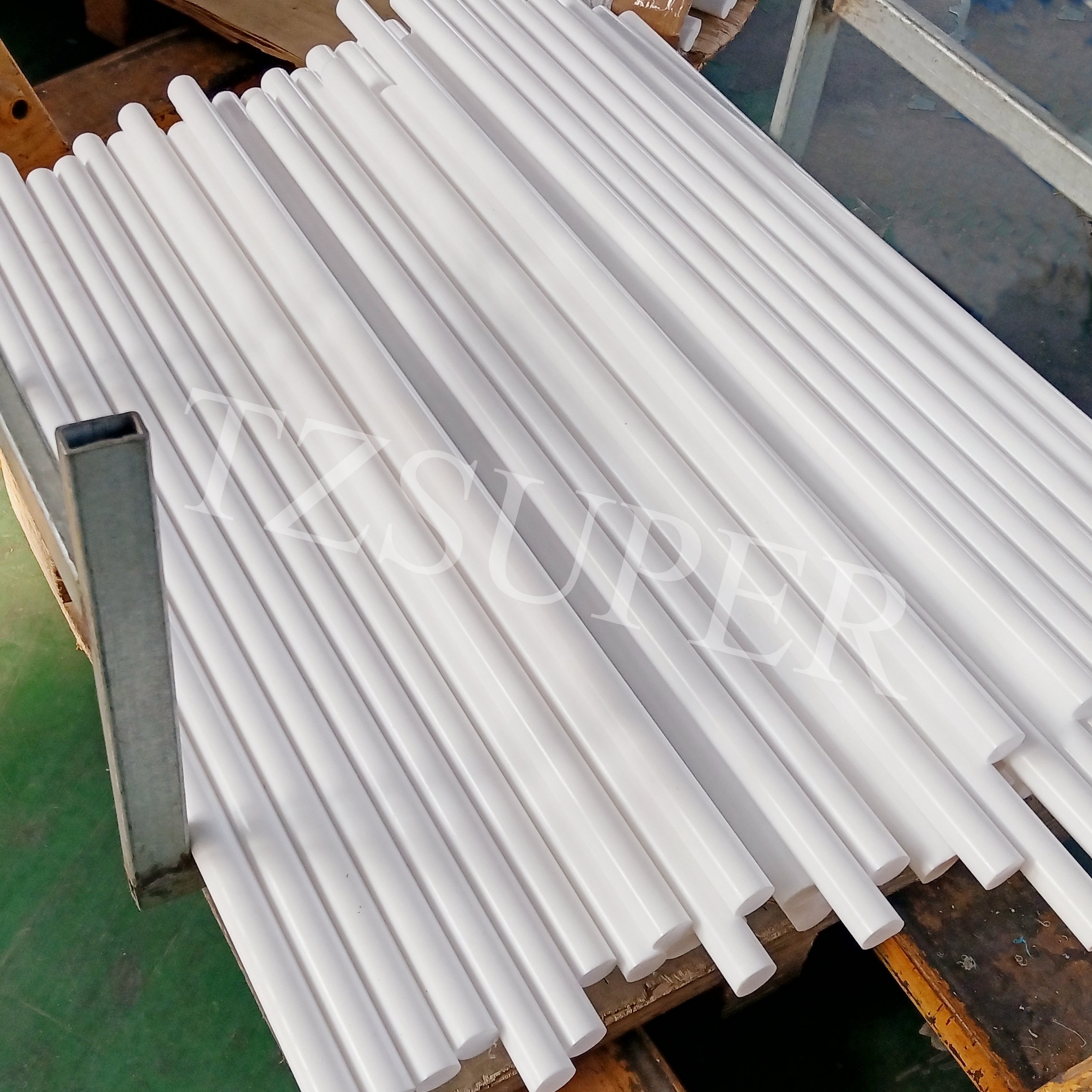 Heat Resistant and Good Price Virgin Materials PTFE Rod