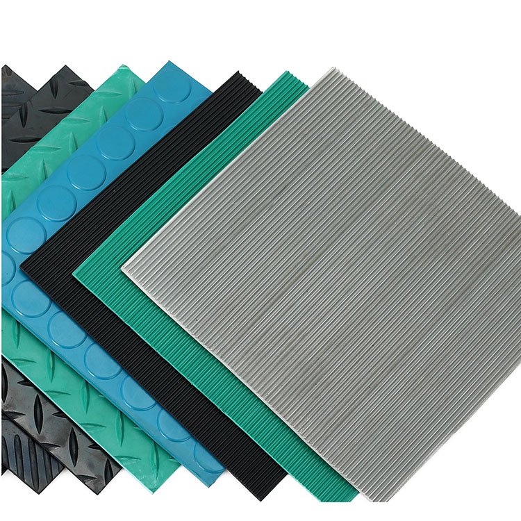 Anti slip fine ribbed rubber sheet wide rib corrugated rubber sheet in roll