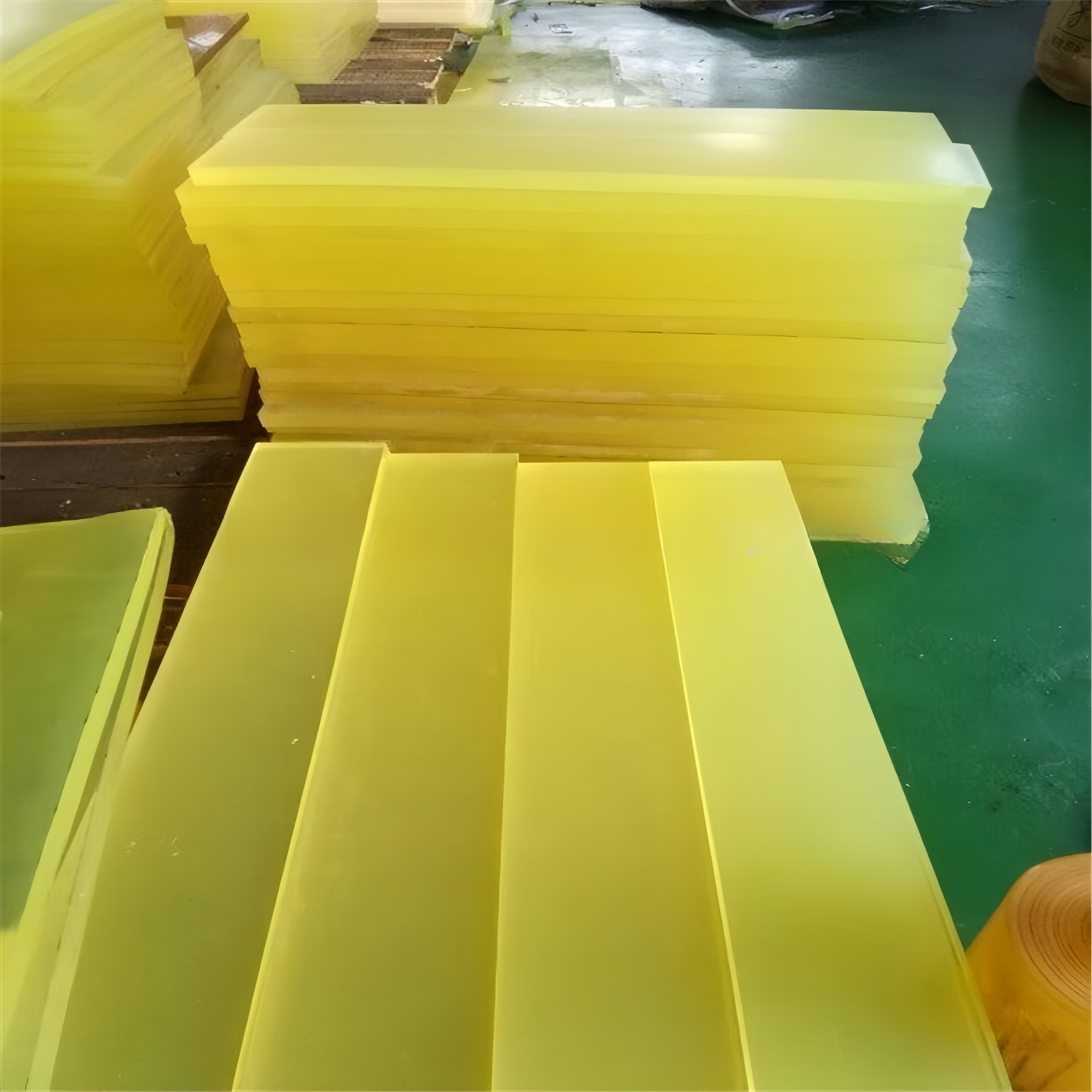 Hard Polyurethane Scraper Blade 90-95a Hardness for Snow Plow Cleaning-Moulded Cast Type PP Material