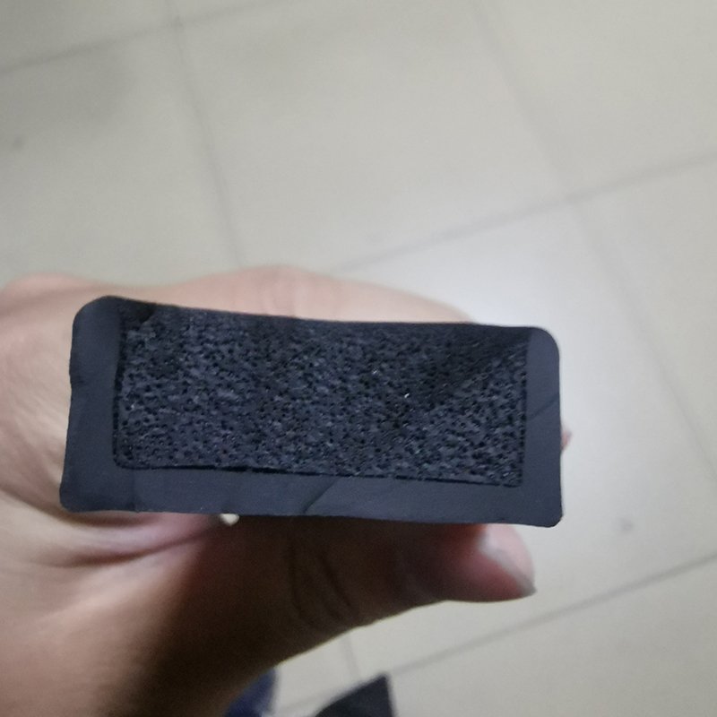 CustomProfile Door Automotive Waterproof Aluminum Soft Sponge Bumper Edge Forming Cutting Rubber Foam EPDM Rubber Seal