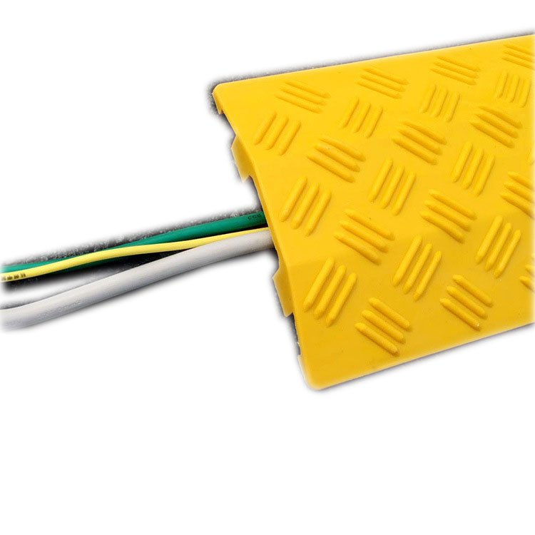 Rubber Cable Ramp and Protector Floor