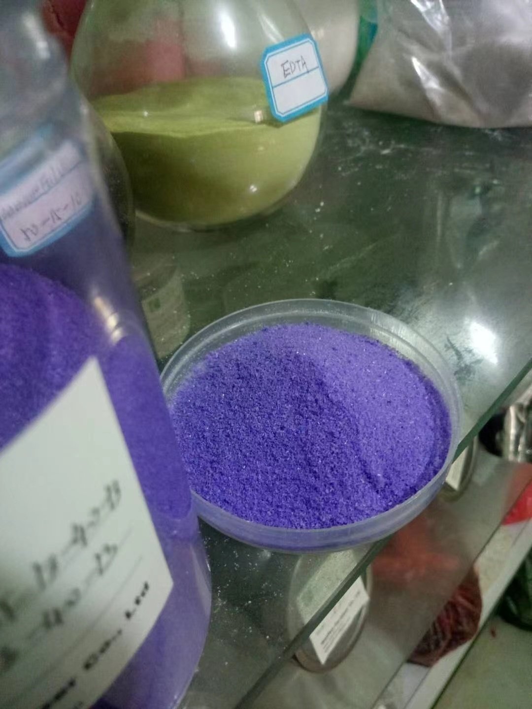 NPK 40-5-5 Water Soluble Fertilizer Powder Low Quality Agriculture Daily Chemicals