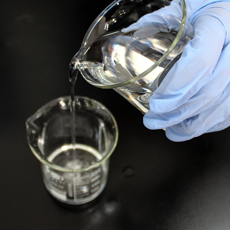 Daily chemical raw materials High Purity Polydimethylsiloxane Cosmetics Raw Material Silicone Oil DM500
