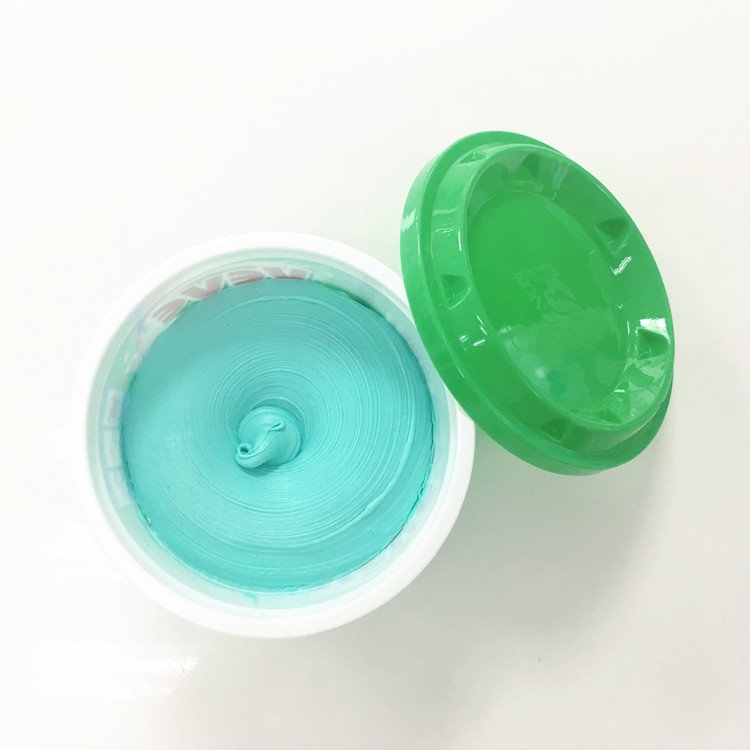 Multi-purpose kitchen oven cleaner dishwashing paste detergent cream