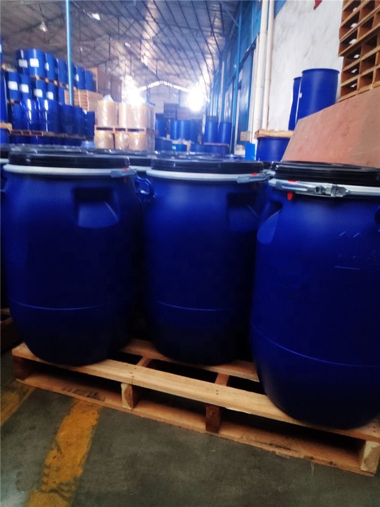 Polyquaternium-33 & Paraffinum Liquidum & C11-15 Pareth-7 thickening agent for detergent
