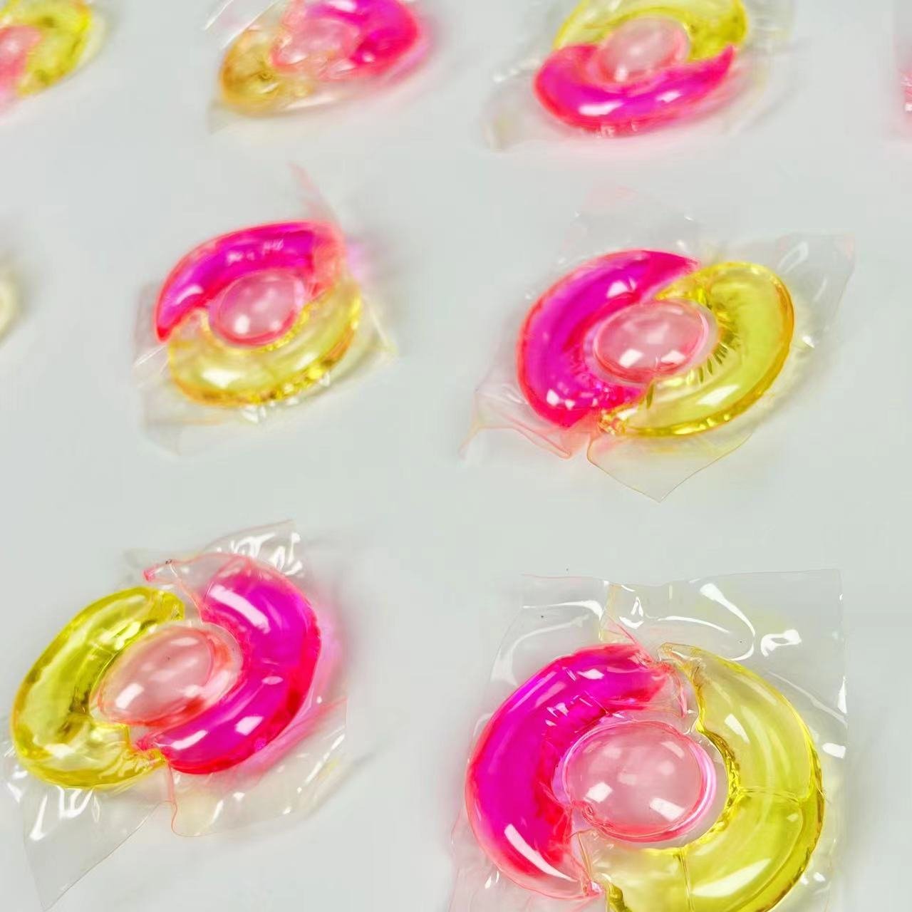 OEM 3in1 Clothes Washing Apparel Detergent Pods Liquid Laundry Soap Beads Capsules Premium Quality Laundry Detergent