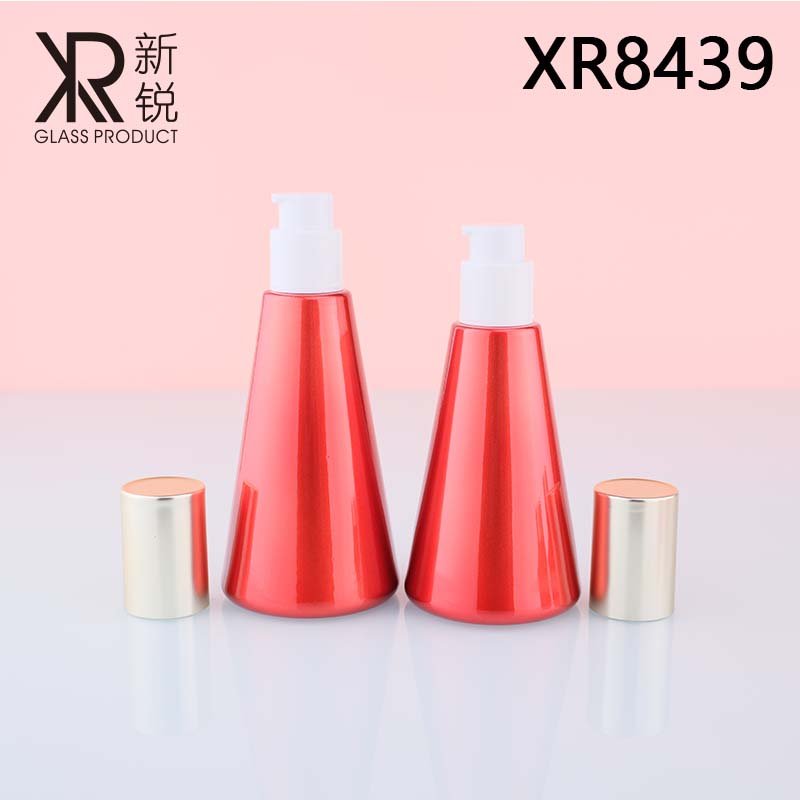 Red glass bottle, 50ml30ml pump head emulsion bottle, conical glass bottle, dumb gold lid for daily chemical packaging.