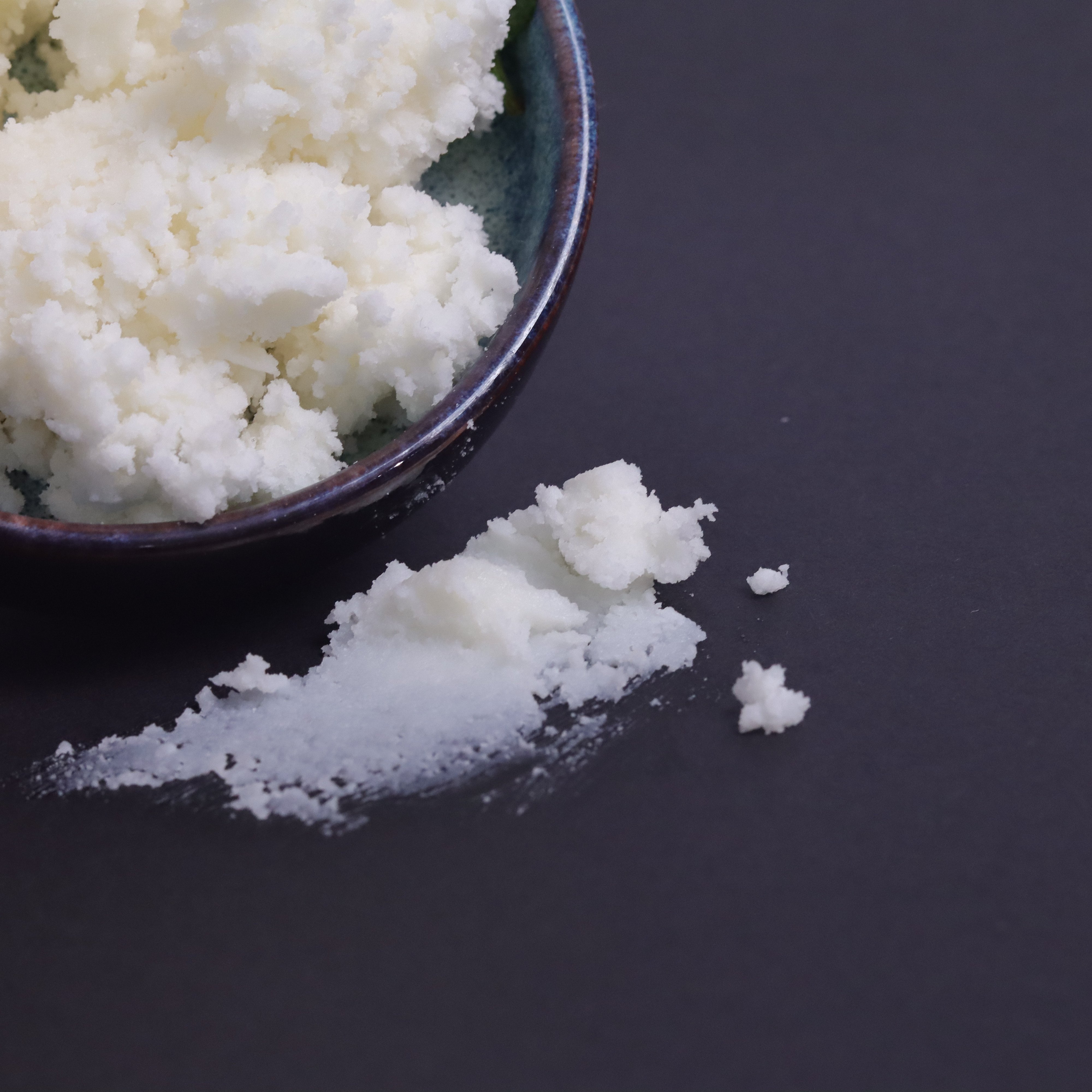 Wholesale 99% Water Oil Soluble Shea Butter Cosmetic Raw Material Butyrospermum Parkii CAS 194043-92-0 Bulk Raw Daily Chemicals