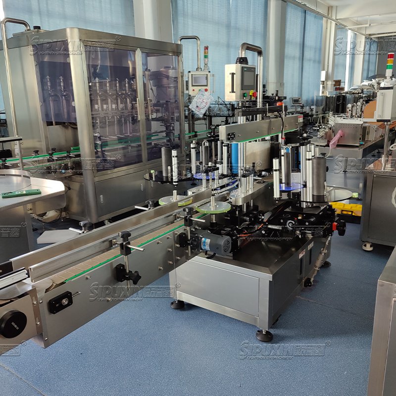 SPX New designed 4 nozzles tacking filling machine screw capping Fast filling speed daily chemical lotion filling machine