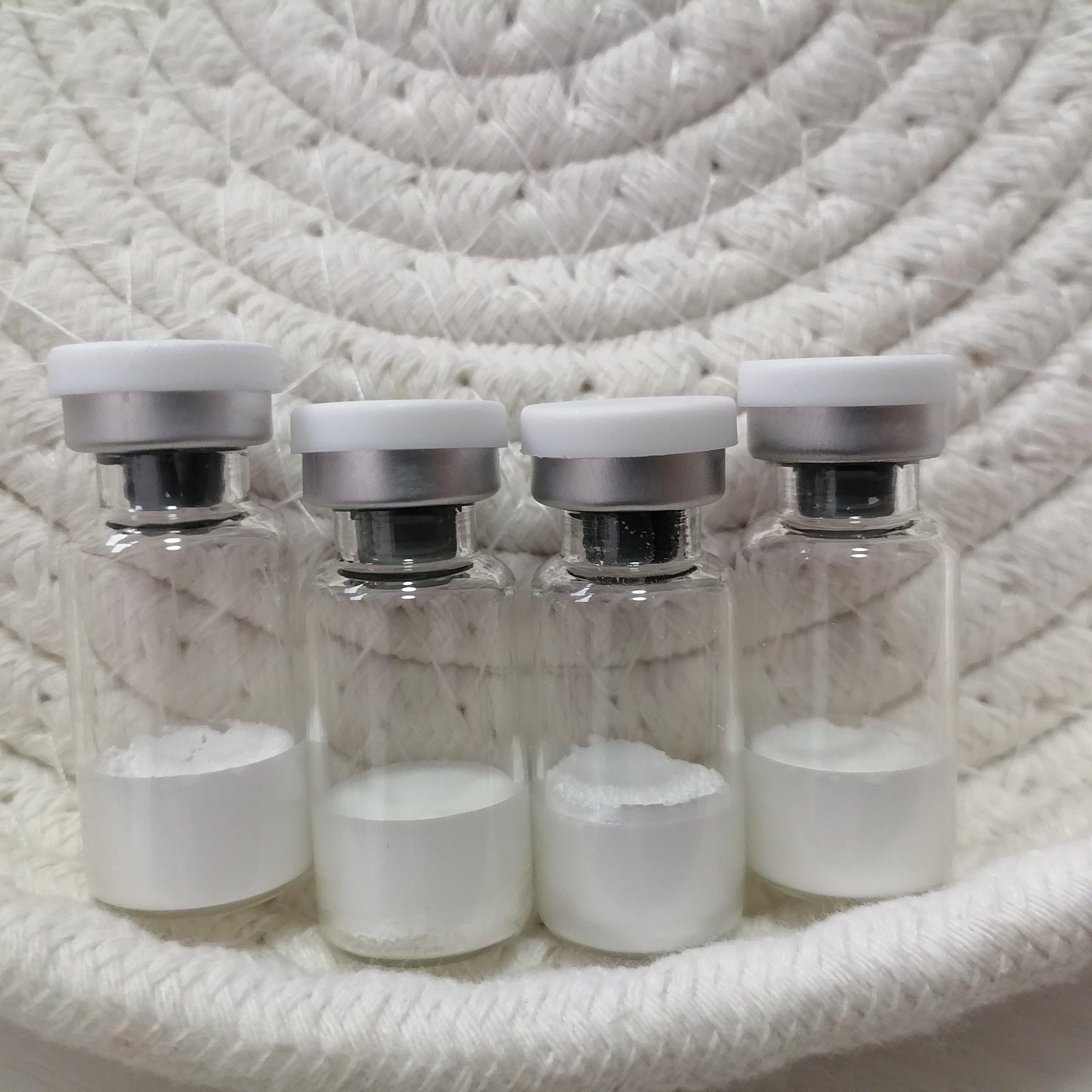 Our factory supplies anti-wrinkle and anti-aging polypeptide cosmetic peptide