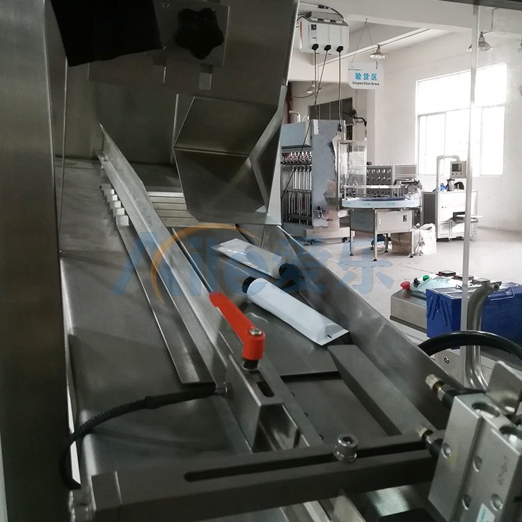 Automatic gel cosmetic sealing cream toothpaste soft plastic tube filling machine