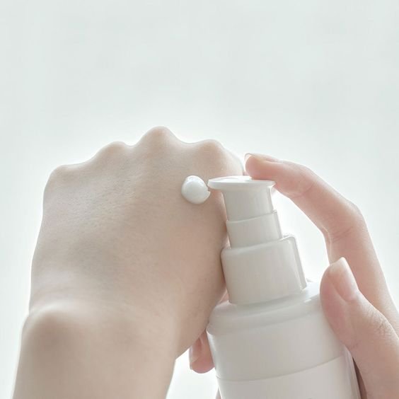 PVP VA64 Copovidone with good ability of dispersibility and film formation in daily care products 25086-89-9