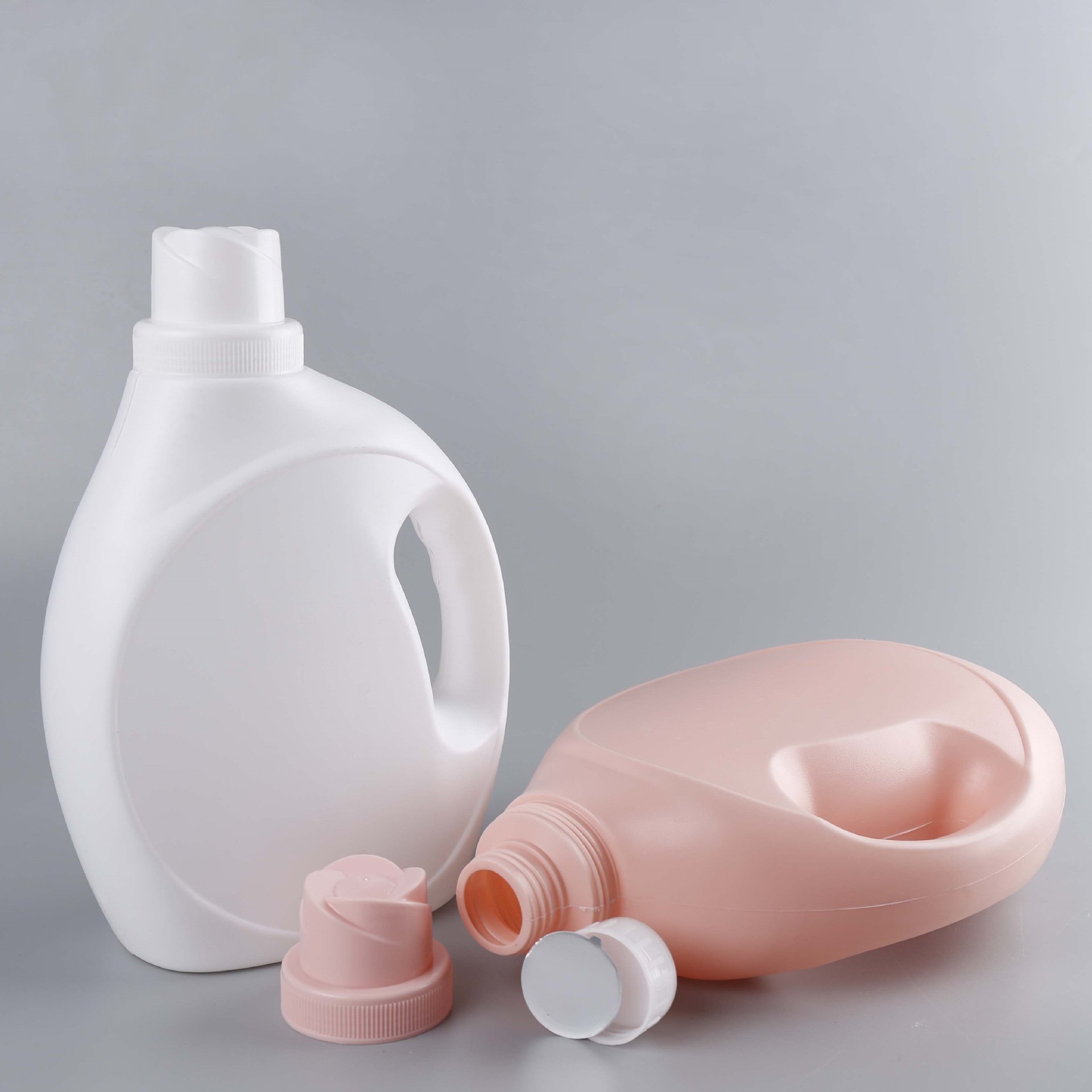 Daily chemical packaging empty pot 2kg softener bottle