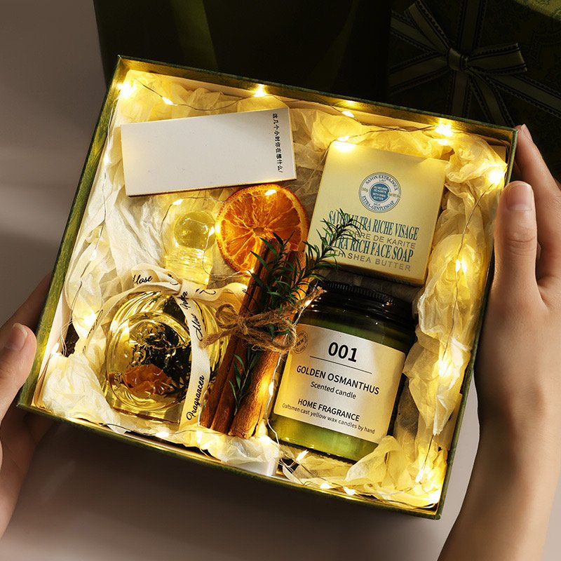 Customized banquet gift sets Holiday gifts Wedding gifts souvenirs Exquisite daily necessities