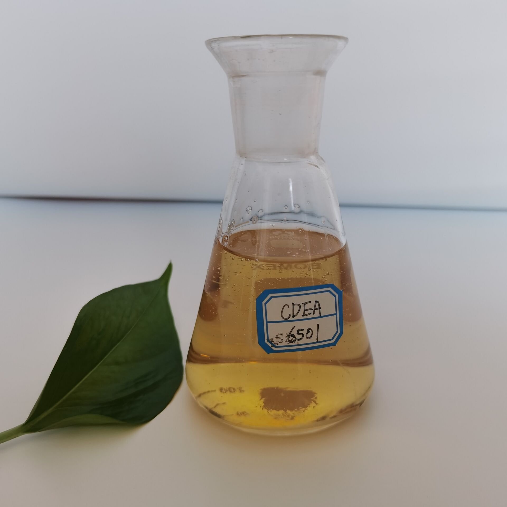 high quality Daily Chemicals Cocamide DEA 6501 Surfactants Diethanolamine Of Coconut Oil (1:2) CDEA
