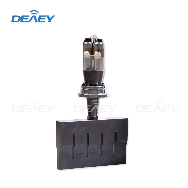 15K/15khz 4200W Yellow Pressure Sensor Langevin 20k 25khz 28khz Power Submersible Piezoelectric Ultrasonic Transducer