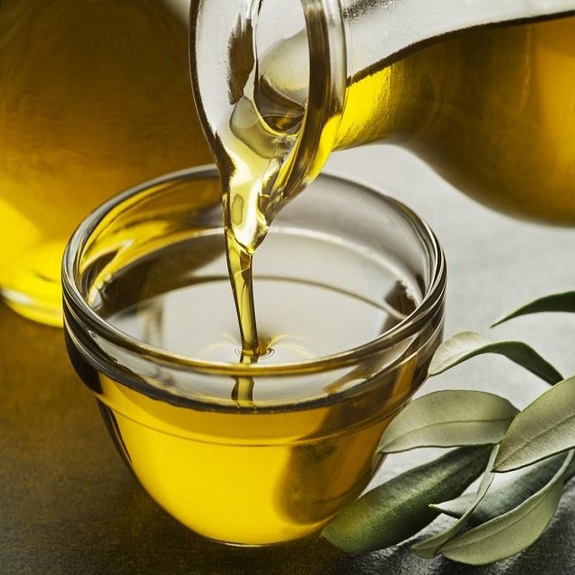 Waste vegetable oil WVO/ waste cooking oil ( Used cooking oil for biodiesel UCO )