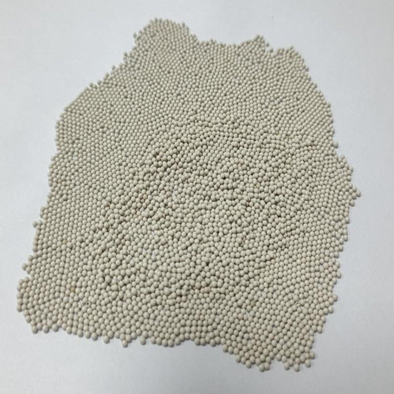 Macroporous cation exchange resin specially for the removal of glycerine and soaps from biodiesel equivalent to GF202