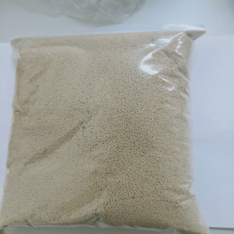 Macroporous cation exchange resin specially for the removal of glycerine and soaps from biodiesel equivalent to GF202