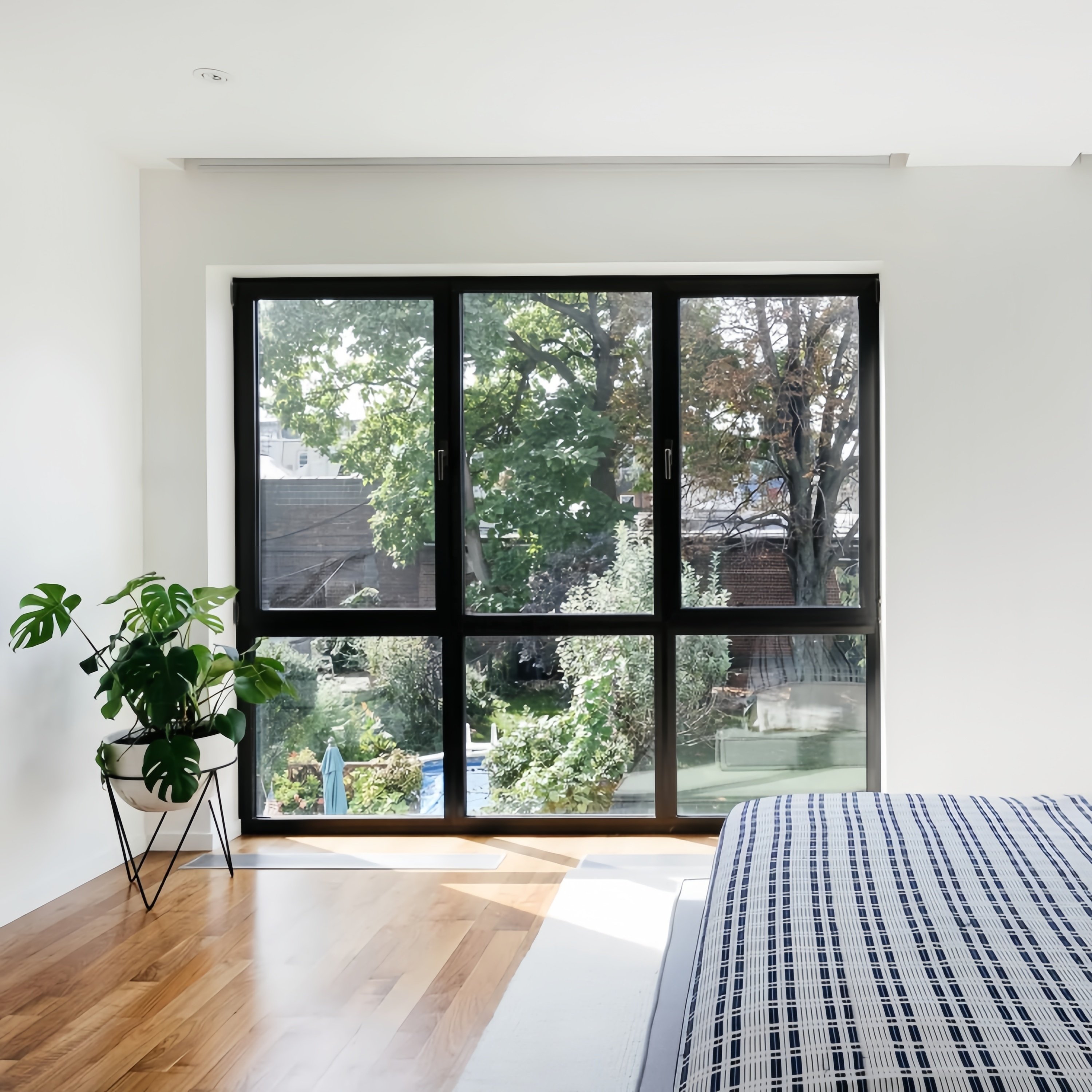 Customized Double Glass Aluminum Alloy Fixed Inward And Outward Open Window Thick Profile Aluminium Casement Windows For Sale