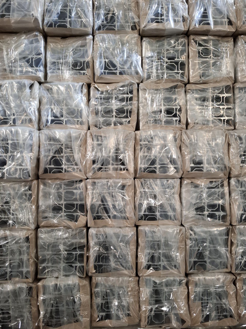 Energy Saving Aluminum H Channel for Solar Battery System with ISO-Certified Aluminum Alloy Bars Manufactured from Vietnam