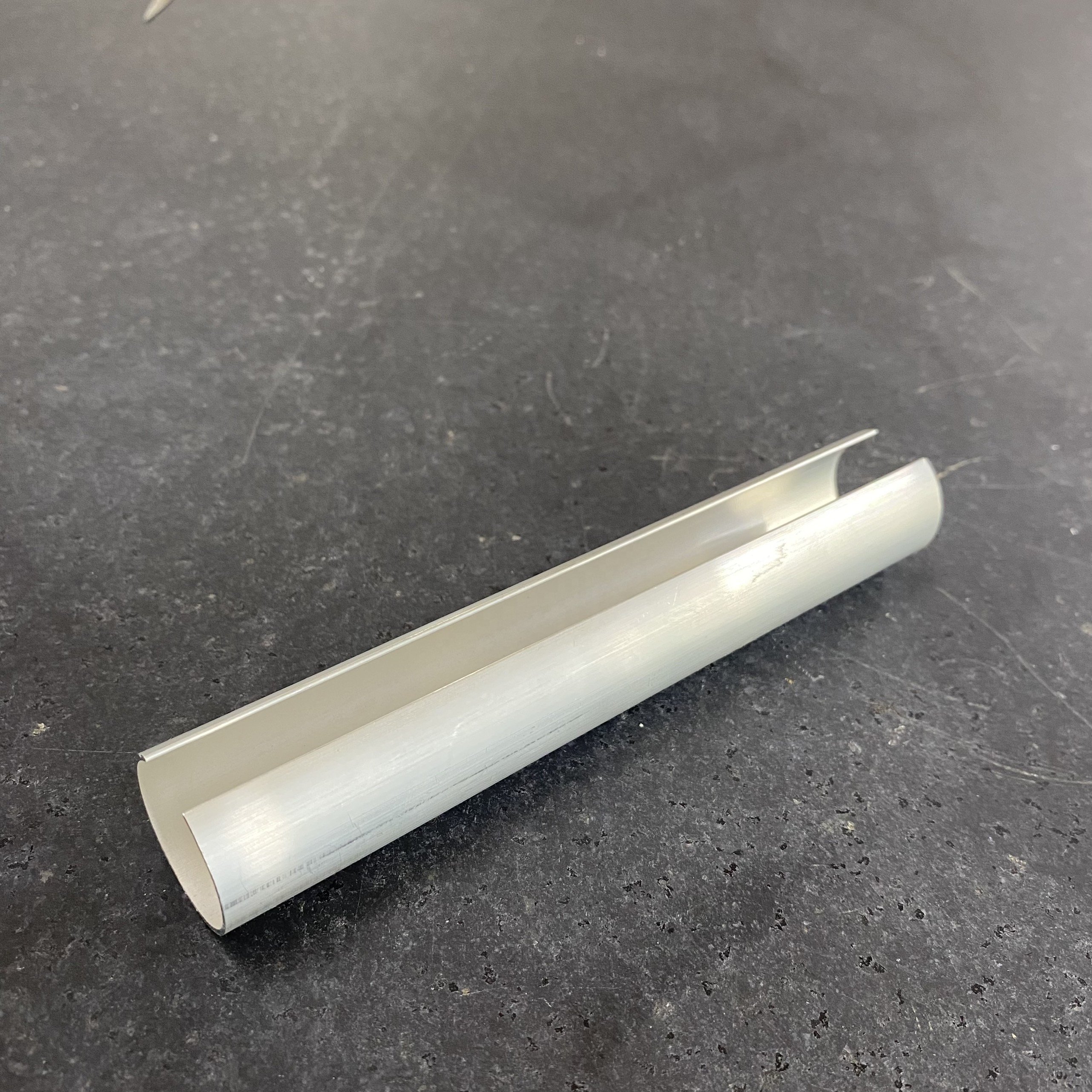 Shalumi Vietnamese aluminum tube aluminium profile