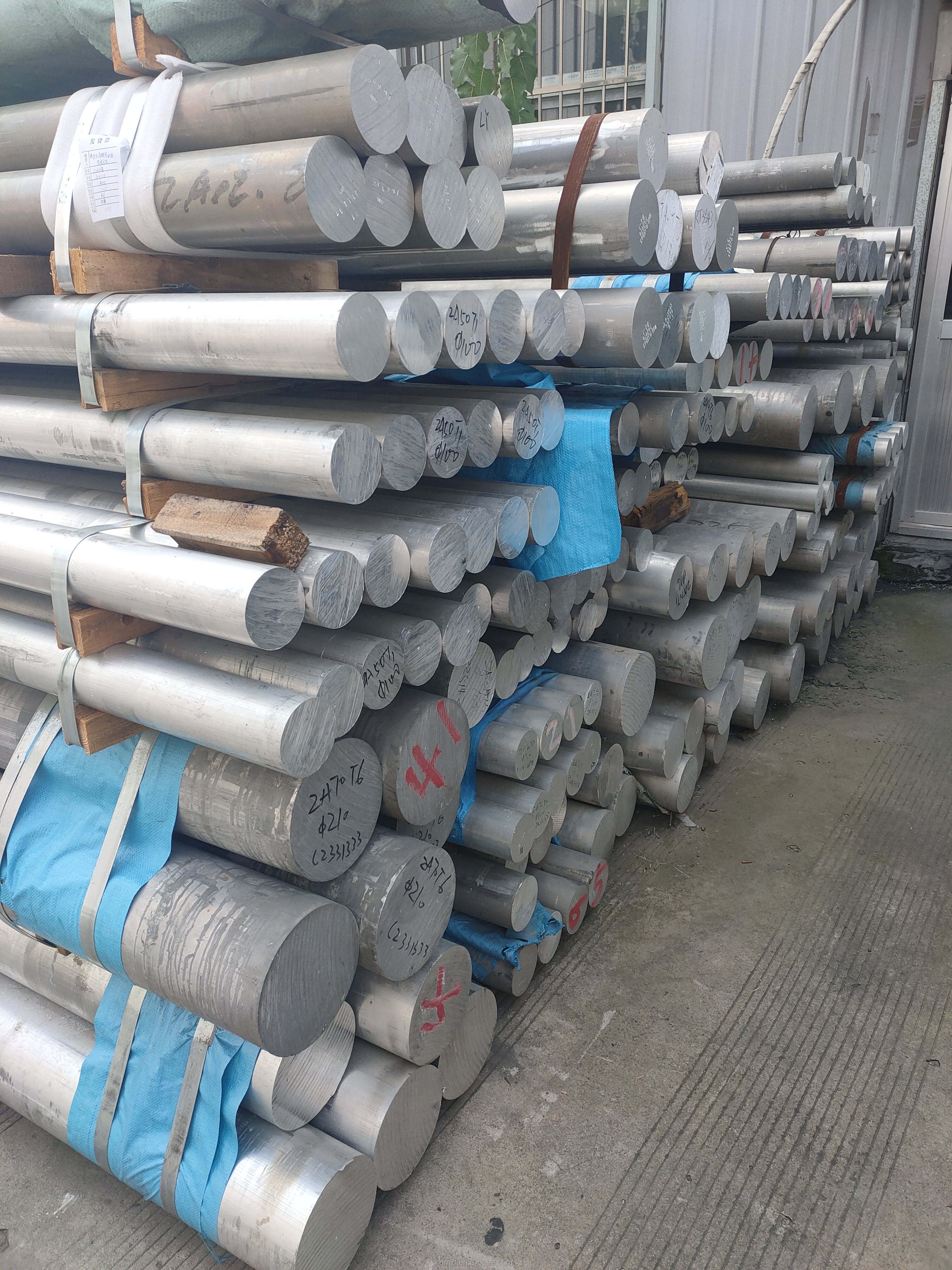 High Quality Aluminum Billet and Ingot 6063 6061 Aluminium Bar Aluminum Rod Price In Stock