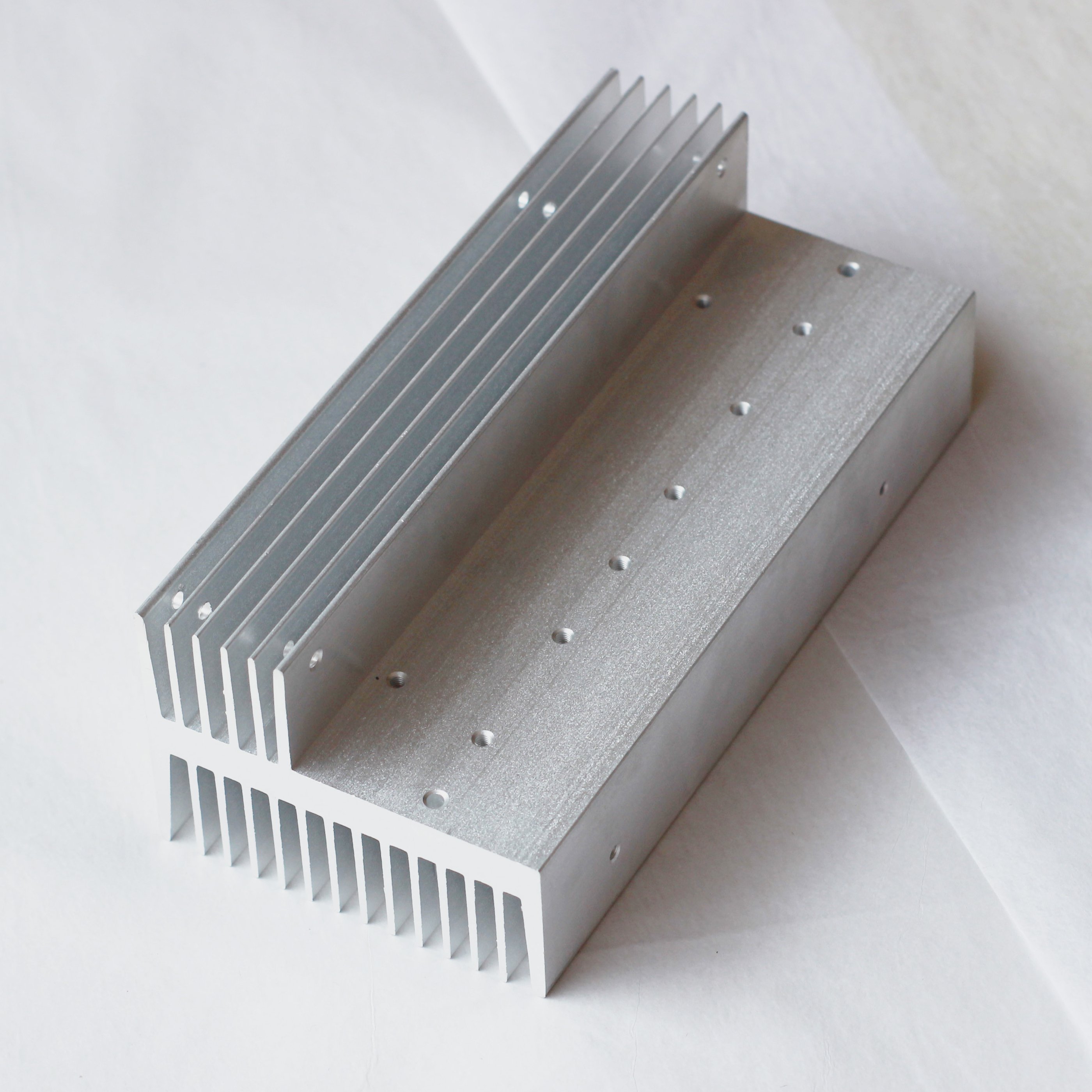 Custom 6063 Anodized Enclosure Aluminum Extrusion Heat Sink,Cnc Milling Aluminum Extrusion Heatsink