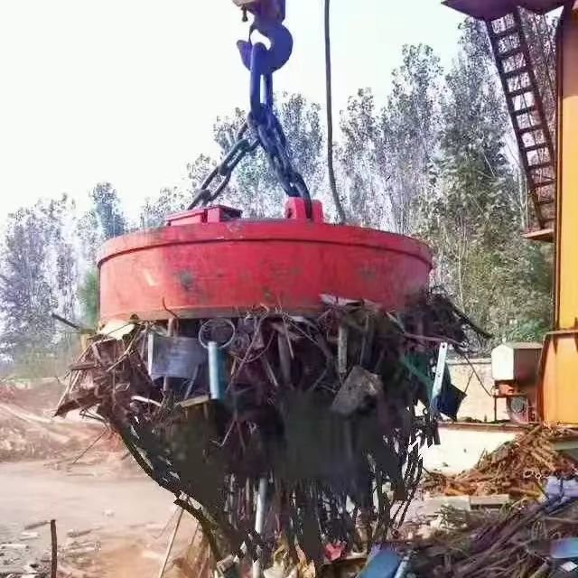 Heavy duty electromagnetic 500 kg lifting electromagnet crane