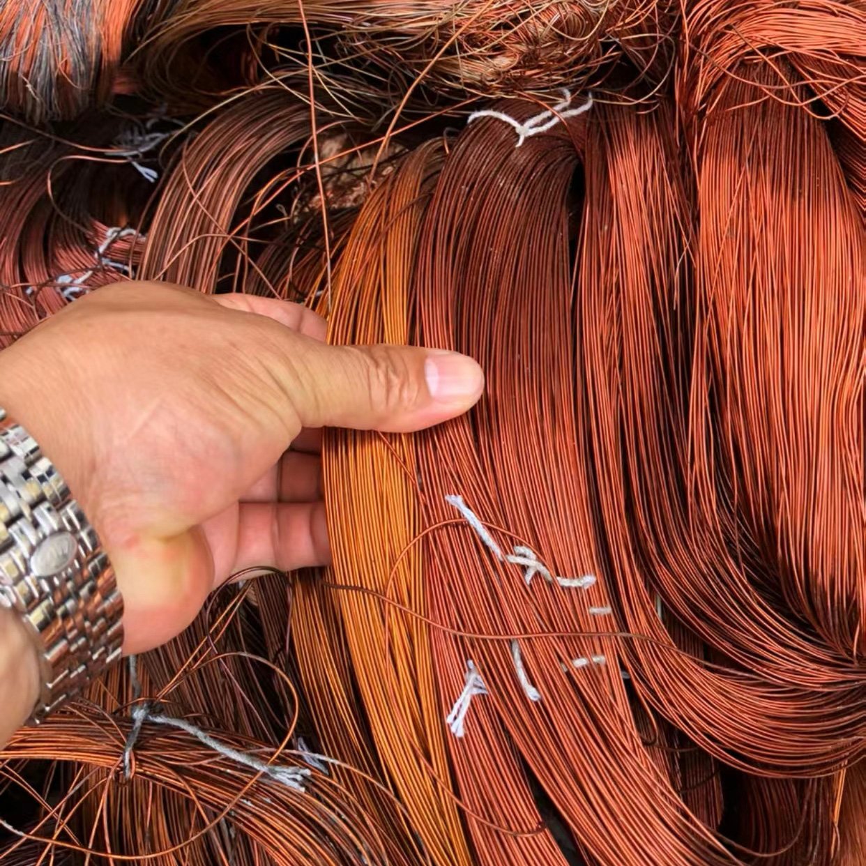 99.99% Copper Scraps pure millbery Copper Wire Scrap /Cooper Ingot /Scrap Copper Price