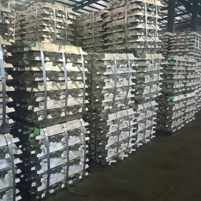 Top Quality ADC12 Aluminum Alloy Ingot, Aluminum A7 A8, Pure Aluminum Ingots 99.7 factory price bulk packing