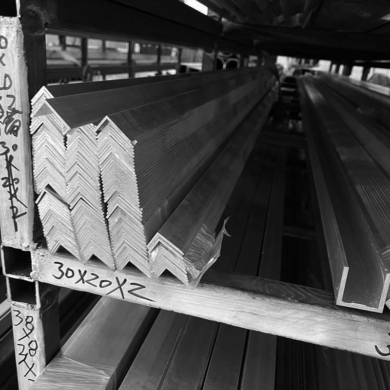 SADA Profiles Specifications Angle Aluminum 6063 6061 6082 Aluminum Alloy Are Diverse for Angle Aluminium Windows Doors Silver